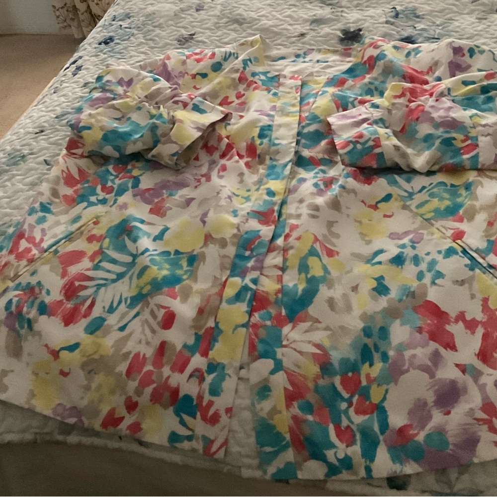 TanJay Colorful Floral Jacket - Picture 4 of 5
